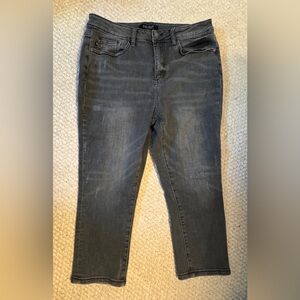 Judy‎ Blue Skinny Fit Capri Black Size 13/31 Stretch, faded/lightly distressed